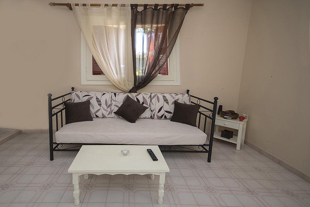 Paxos Santa Marina Villas ガイオス 部屋 写真